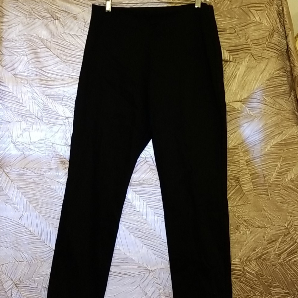 Old Navy black zip leggings